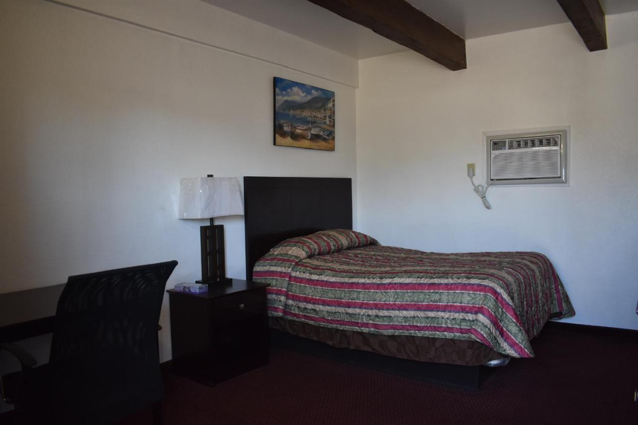 Budget Inn & Suites Freer Екстер'єр фото