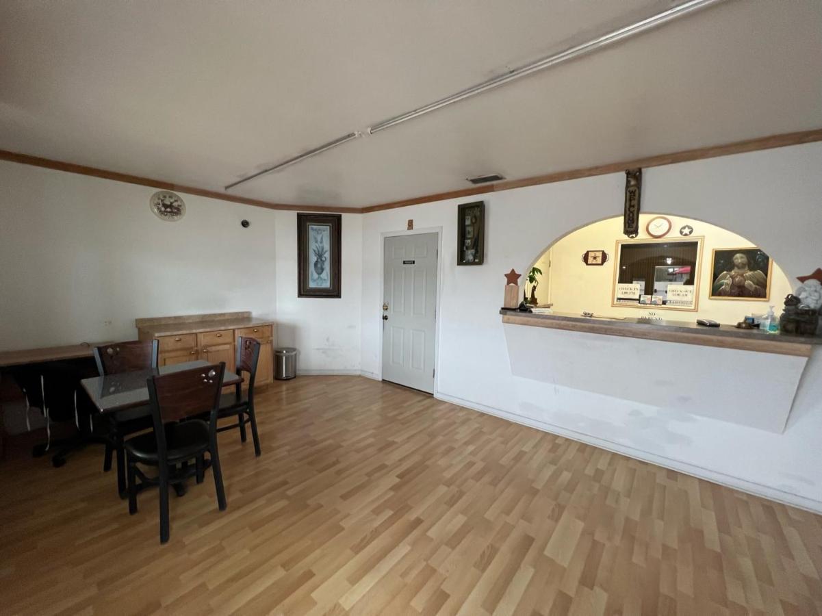 Budget Inn & Suites Freer Екстер'єр фото